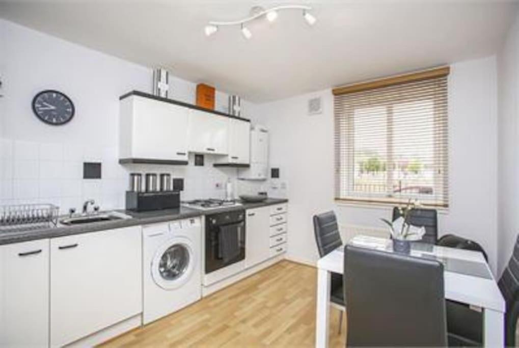 Immaculate Cosy Flat Next To Holyrood Park! Apartment Edinburgh Exterior foto